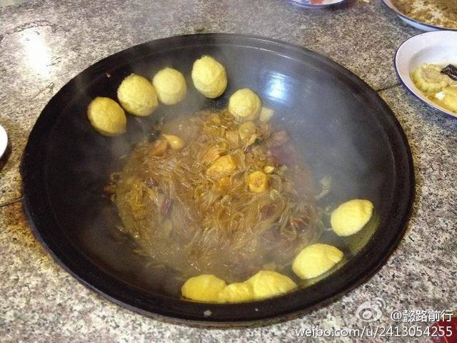 吃貨去哈爾濱一定要吃哪些當(dāng)?shù)氐男〕裕?></a></p>

<p>（6）紅腸干腸也不錯，可以帶回去點(diǎn)</p>
<p><a href=
