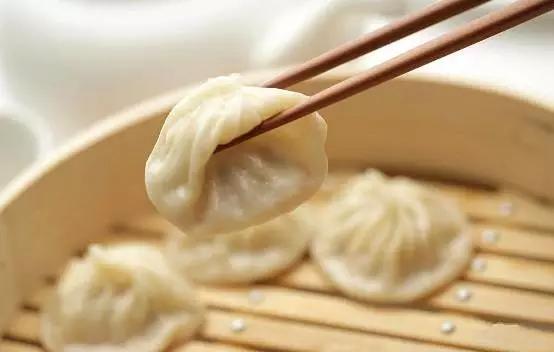 上海有哪些著名的小吃？有什么推薦嗎？